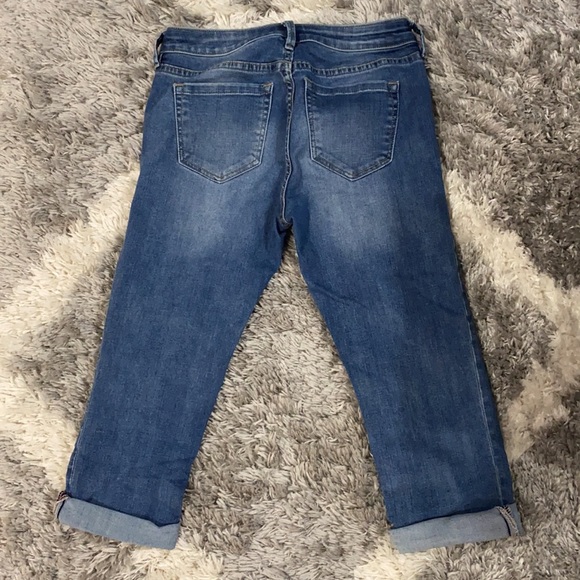 Revolution (by Ricki’s) Woman’s Brooke Capris - Size 25 - Picture 2 of 4